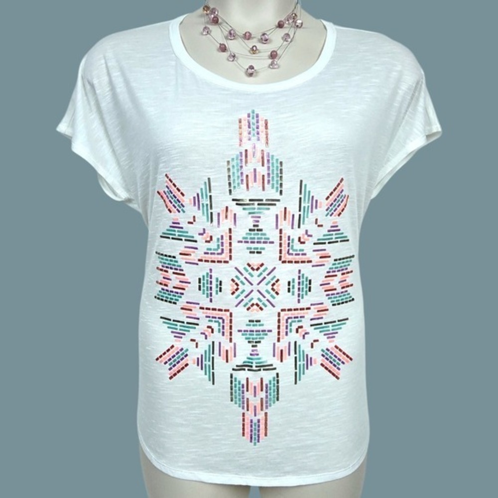 Level Eight T-shirt With A‎ Colorful Geometric Tribal Design NWT - Size XL